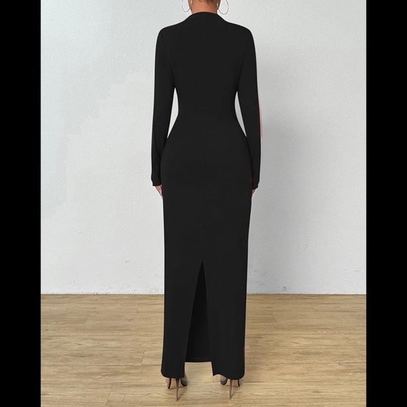 NWT BTFBM Black Long Sleeve Ruched Bodycon Maxi Dress Size Medium - Picture 2 of 10